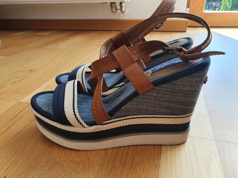 Wrangler sandały na koturnie koturny