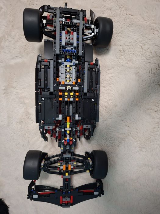 Klocki technic 42207 ferrari f1