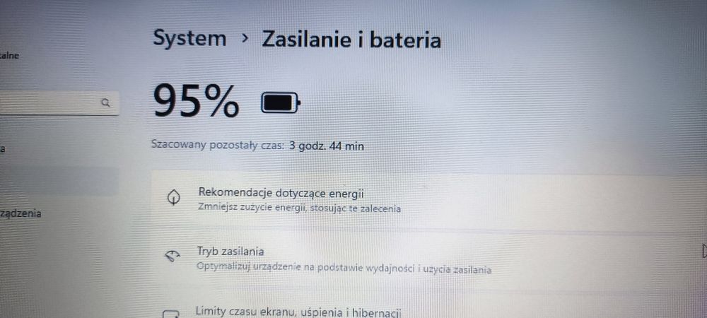 Laptop ASUS Essential PU551LA 15,6"  i5-4210U 8GB RAM 120