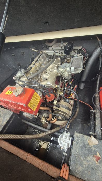 Łódź łódka yacht motorówka cranchi holiday  sypialka przyczepa