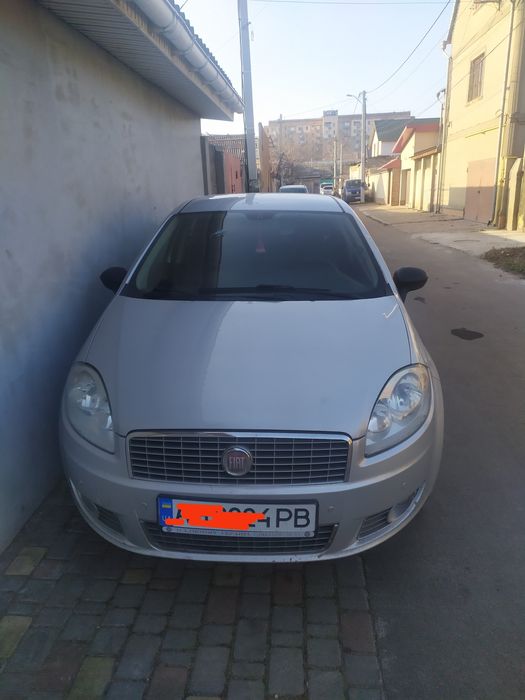 Fiat Linea  2010 года продам недорого