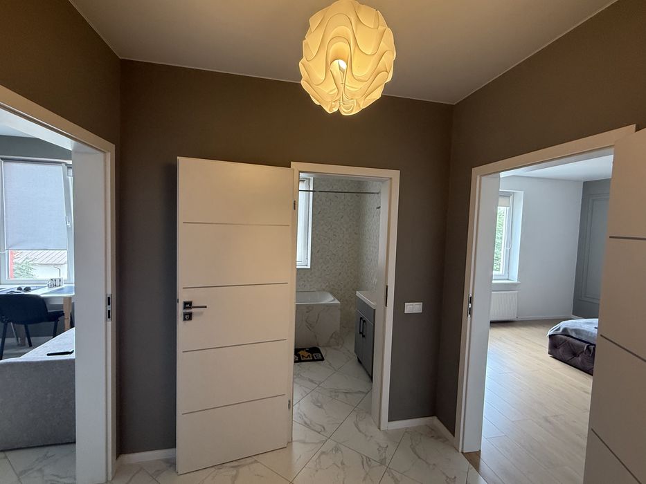 Подобово.  Вільно.ВІД-850 грн центр,вокзал Посуточно