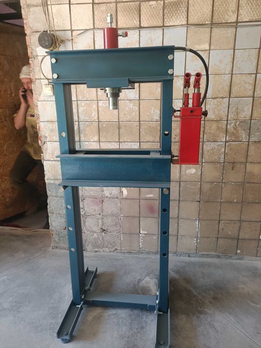 Прес гідравлічний 20 т