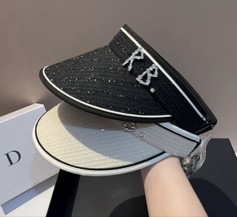 Ruslan Baginskiy czapka daszek czarny   rihanna