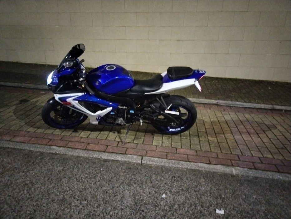Gsxr 600  para venda