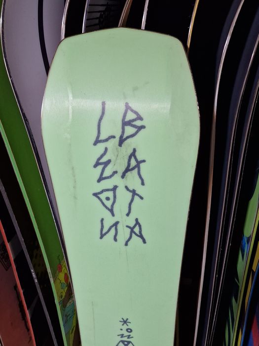 Deska snowboardowa Bataleon Disaster 154 cm snowboard