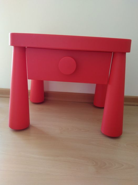 2 Mesas de cabeceira