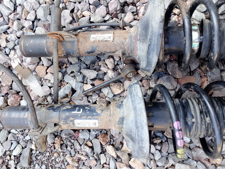 Sprężyna amortyzator Macpherson AUDI TT 8N 8N0413031M