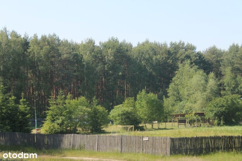 Działka budowlana z mediami w spokojnej okolicy - Widok 3