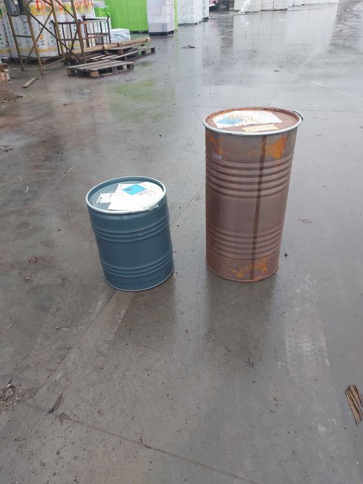 Бочки металеві 50 і 100 літрів