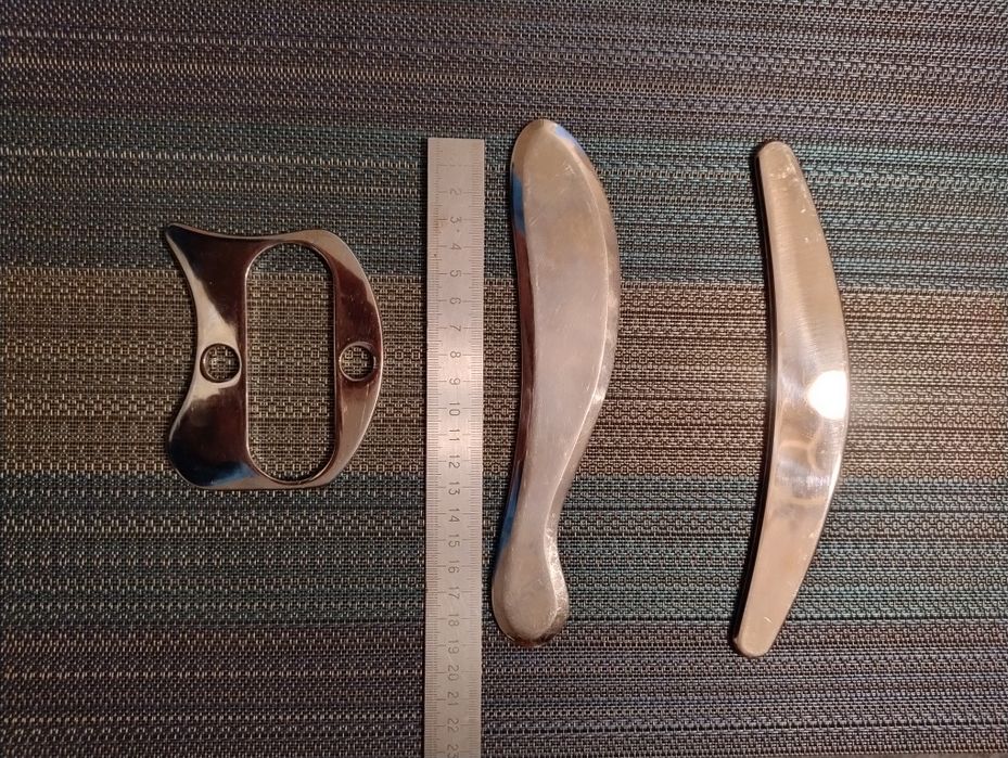 Шкребки гуаша / блейди для масажу

Опис:
Продаю 3 скребки для міофасці