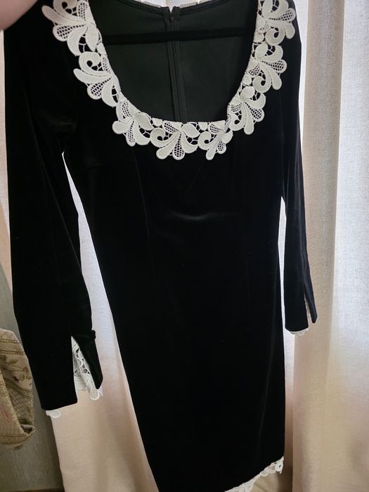 Продам велюрову сукню