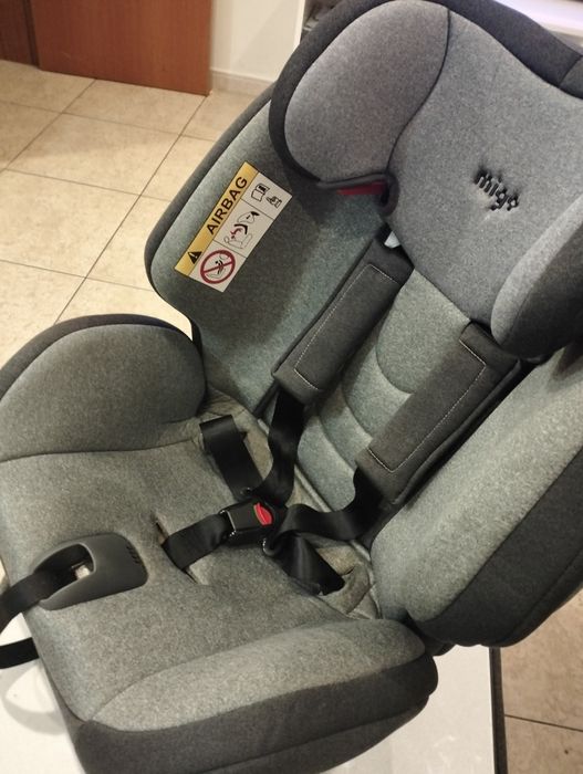 Cadeira automóvel para criança