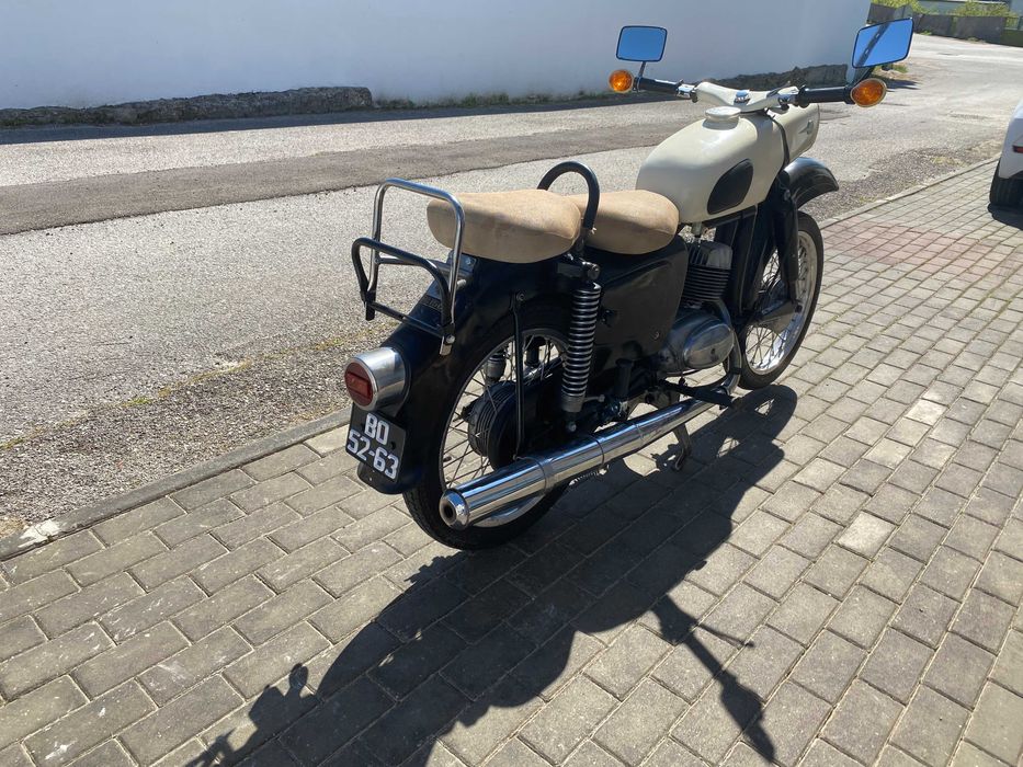 Mota da ex Alemanha do leste MZ es 150