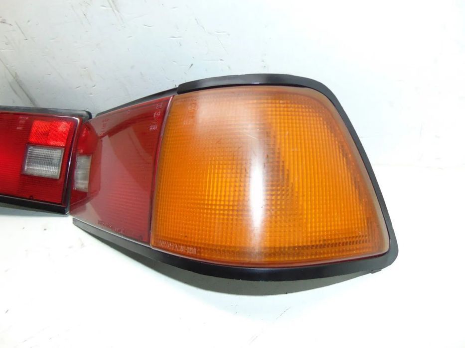 Toyota Carina ii farolins