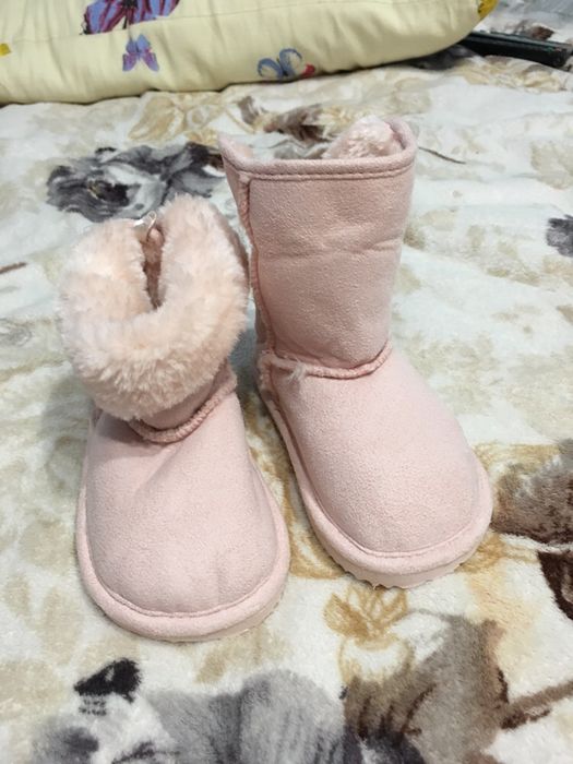 Угі, uggs, черевики, чоботи h&m 24р. 15см