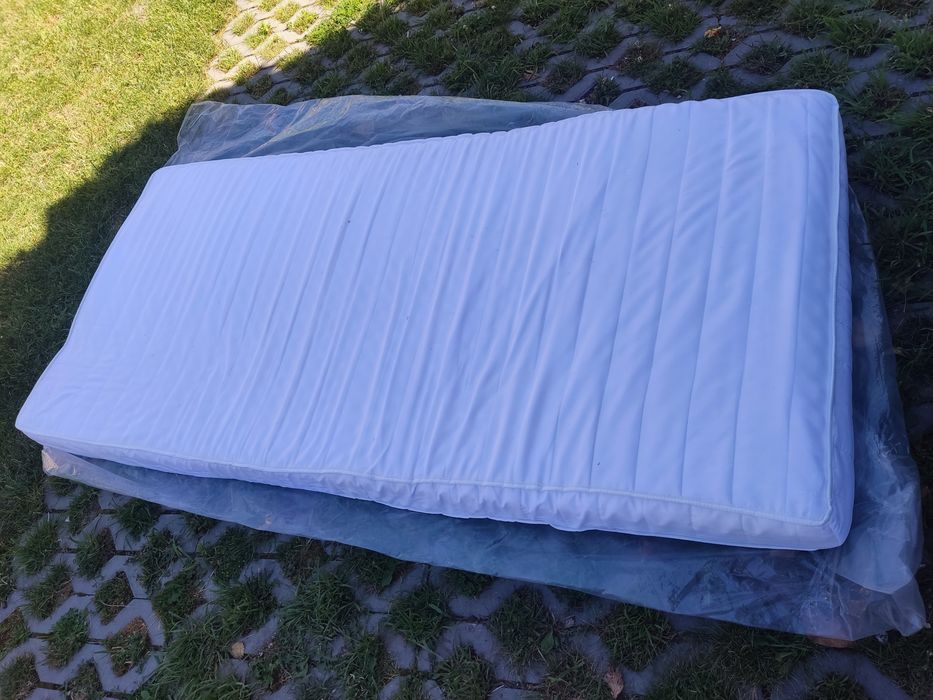 Materac 90 x 200 x 12 gąbka gąbkowy materac