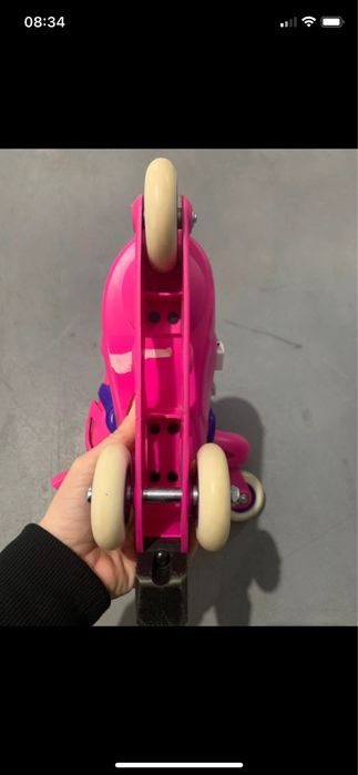 Patins criança e proteções para joelhos, cotovelos e mãos
