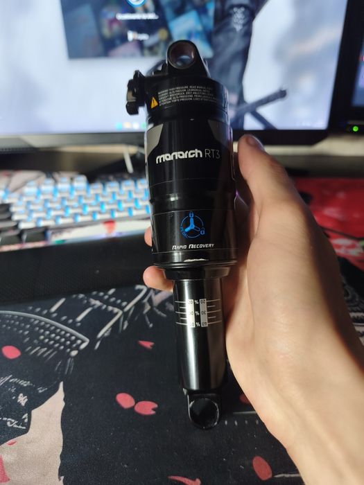 Damper rock shox monatch rt3