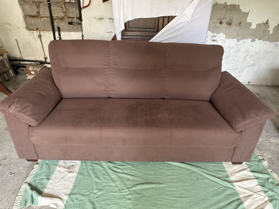 Sofá de Tecido 3 lugares confortável