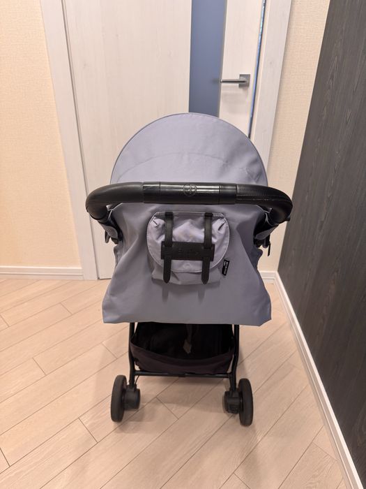 Компактна прогулянкова коляска Elodie details Mondo