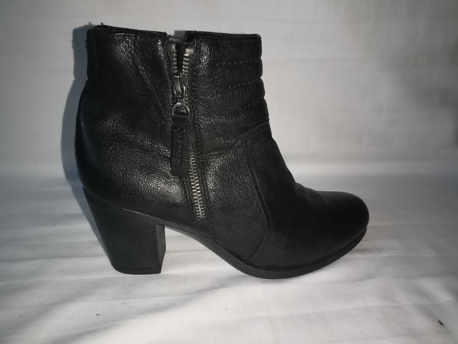 Clarks roz. 38 /UK 5 D/ - dł.wkł. 25 cm- skóra