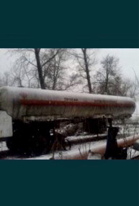 Газовоз,ємність газова,бочка пропан бутан.