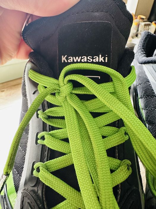 Кросівки adidas