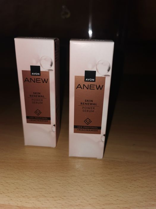 Odmładzająco wzmacniające serum do twarzy z protinolem Avon Anew Renewal Power 30 ml