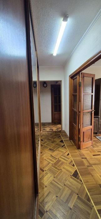 Продам 3 кімнатну квартиру на Лушпи 4 поверх