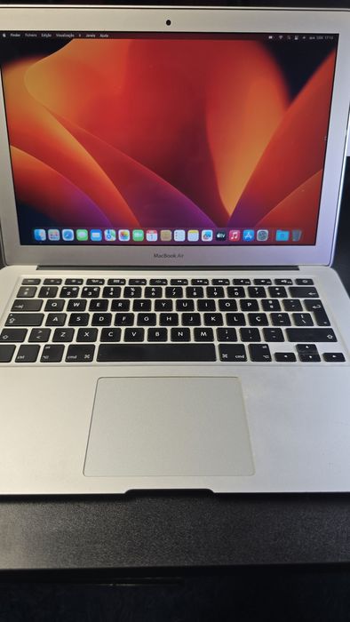 MacBook Air 13" | SSD + 8GB RAM | Leve e Rápido | Pronto a Usar