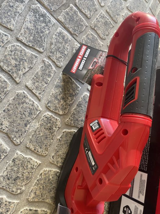 Maquina cortar sebes