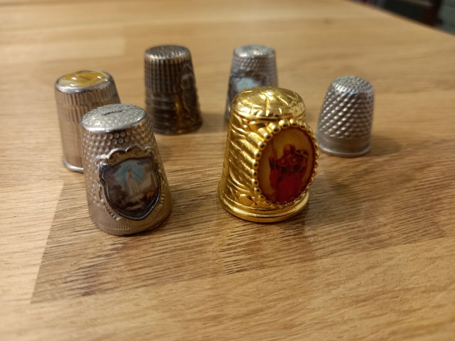 Dedais em metal 6 unidades
