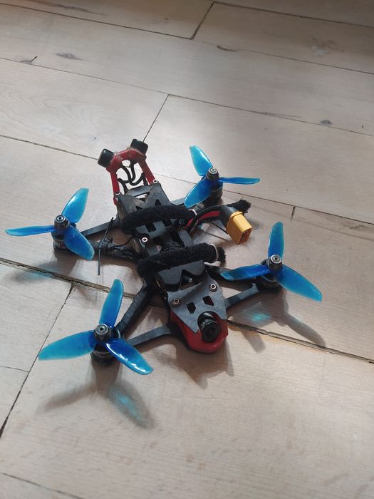 3 calowy dron freestyle pod 4S, DJI FPV Air Unit, Caddx Vista, Tracer