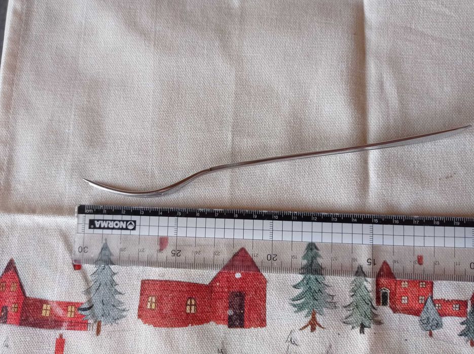 Вінтажні столові прибори для сервірування