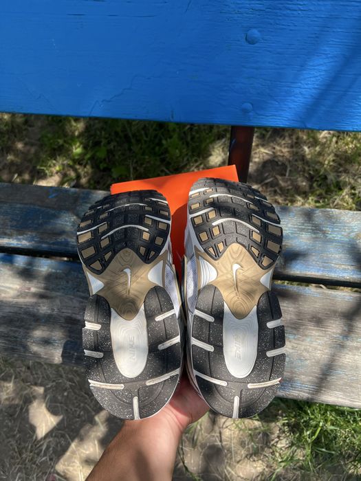 Кросівки Nike V5 RNR