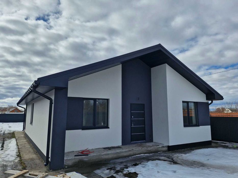 Продаж нового будинку, р-н вул. Бежівка, центр