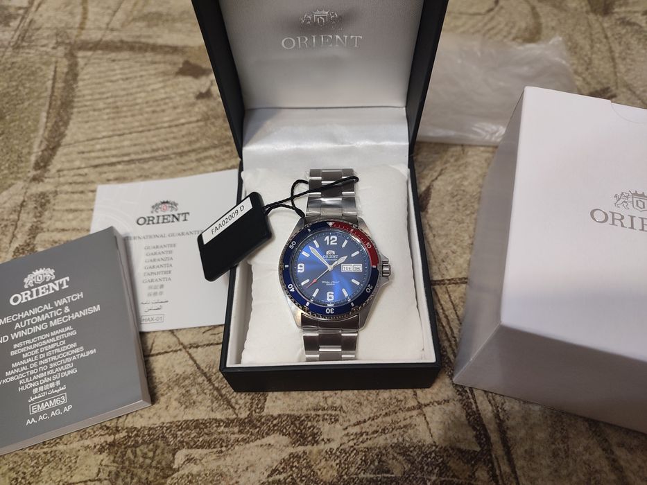 Чоловічий годинник Orient FAA02009D9 Mako II