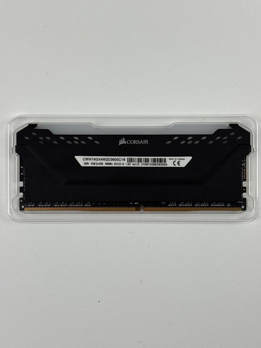 Pamięć RAM Corsair Vengeance RGB Pro DDR4 DIMM 8GB 3600MHz CL18 XMP