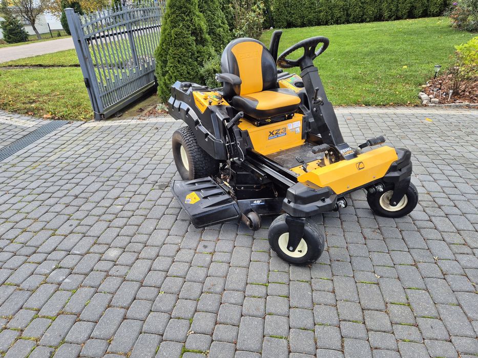 Traktorek Kosiarka Cub Cadet  XZ3 ZERO TURN  Kawasaki