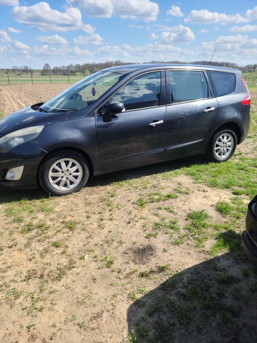 Продам рено гранд сценік 3 1.6дсі