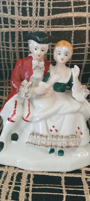 Porcelanowa figurka