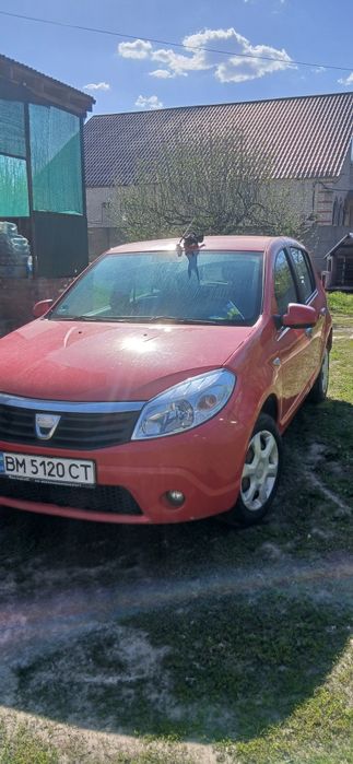 Dacia Sandero 1.2 2010 рік