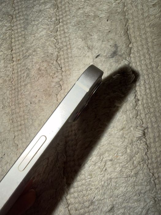 iPhone 13 128gb biały