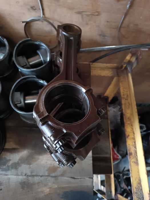 Шатун, поршень MaN TGA, F-2000 , D2866,D2876