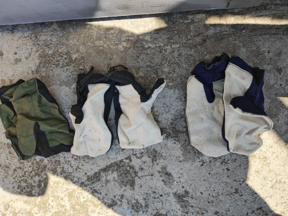 Рукавицы и халаты для работы.Новое. СССР. Мешки и рукав упаковочный