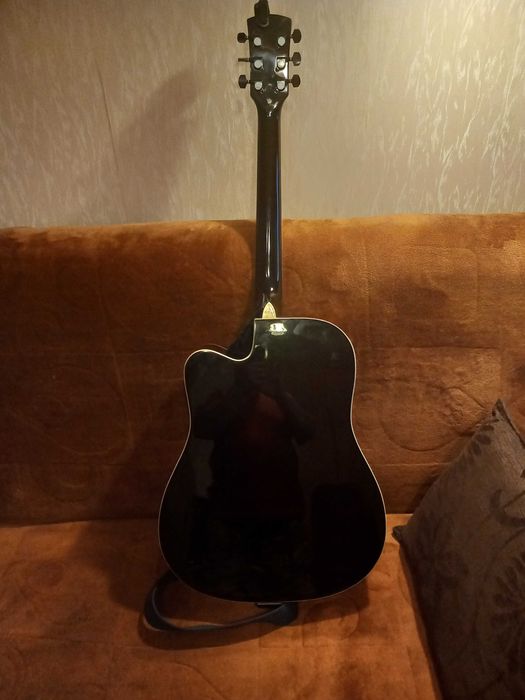 Gitara akustyczna