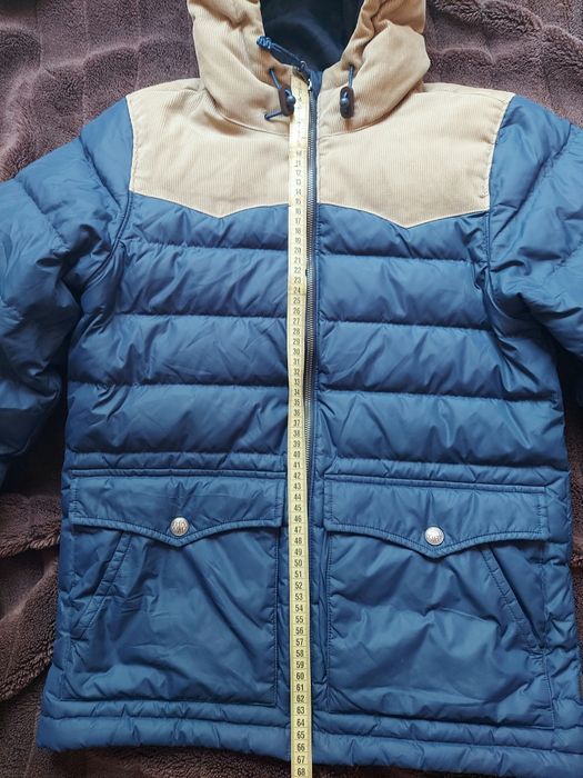 Куртка пуховик фірми levis strauss оригінал 

Розмір по бірці: S

Стан