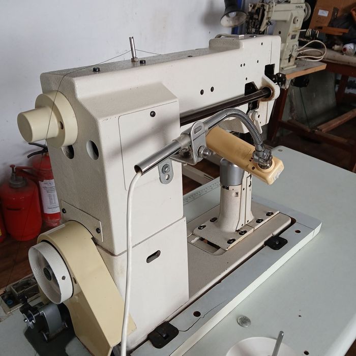 Колонкова швейна машина Beyoung BM-9910