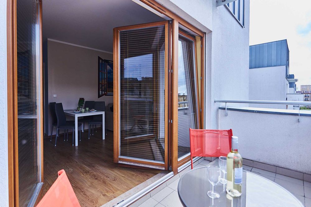 Dwupokojowy apartament z aneksem kuchennym i garażem